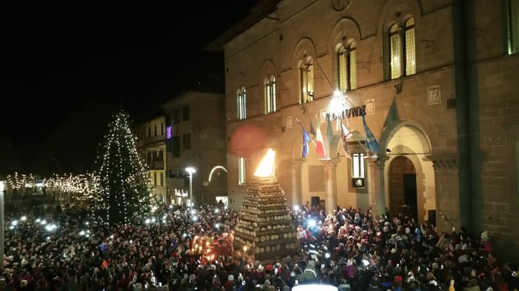 borgo natale fuoco