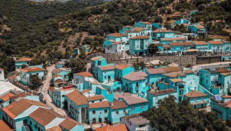 La città di Júzcar in Spagna