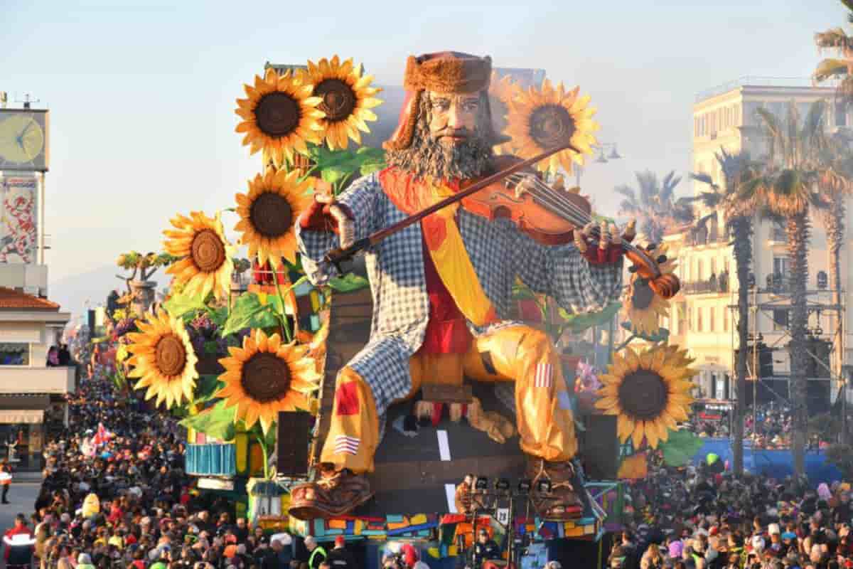 carnevale viareggio 150 anni