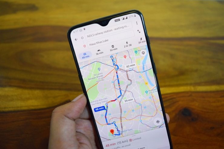 Cellulare con Google Maps