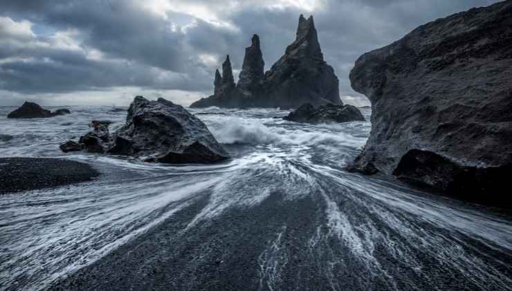 come arrivare alla spiaggia nera