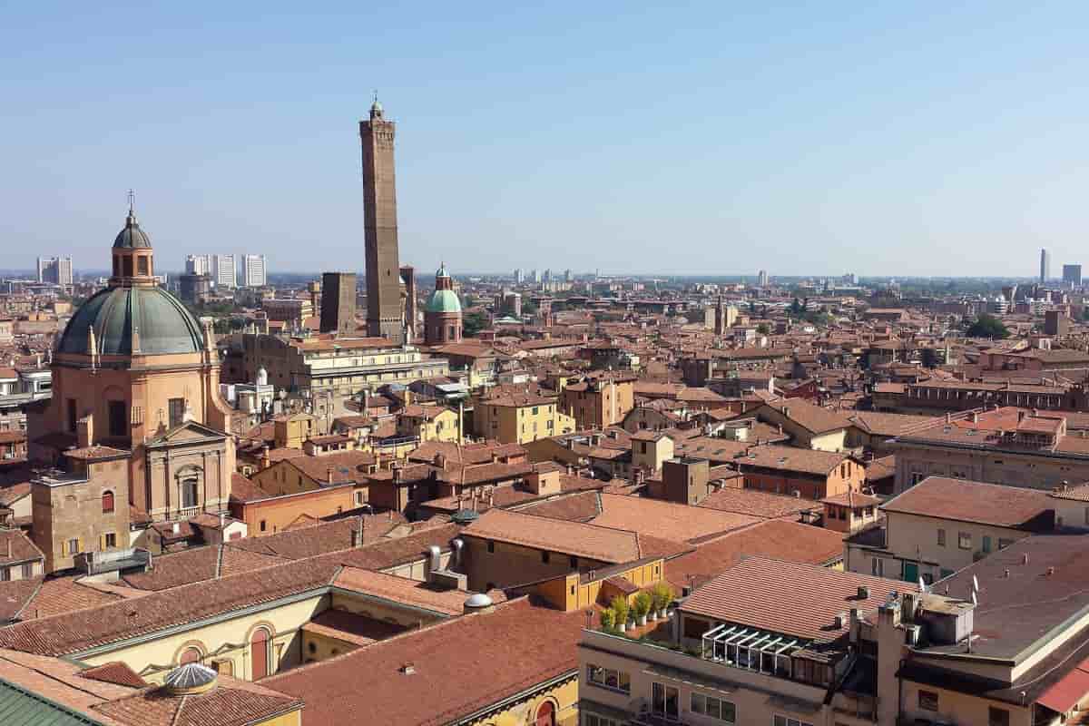 bologna lucio dalla itinerario