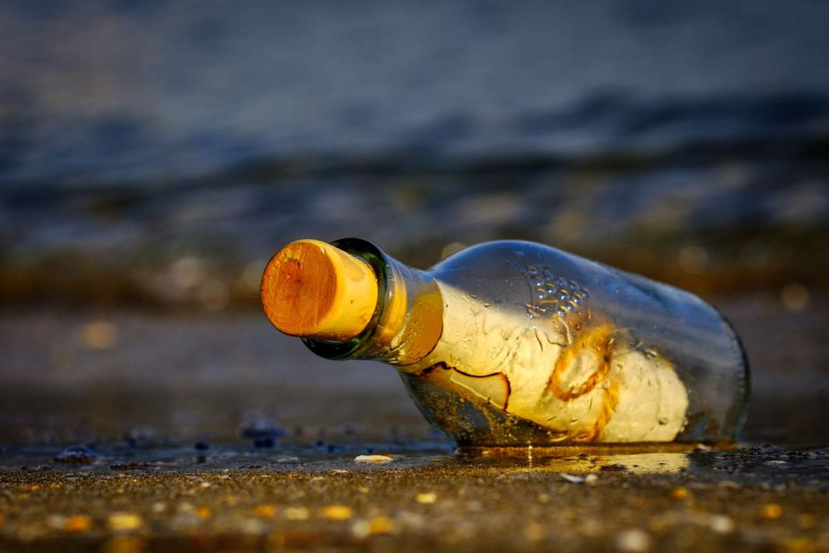 Cosa sono le spiagge di vetro 