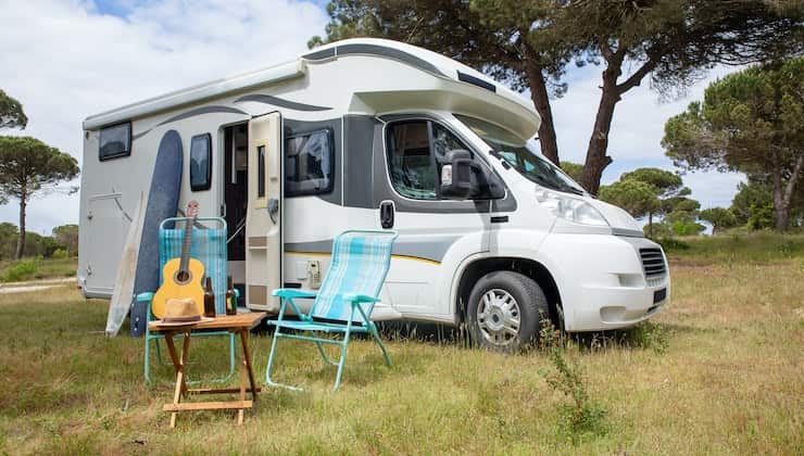 vantaggi svantaggi vacanza camper