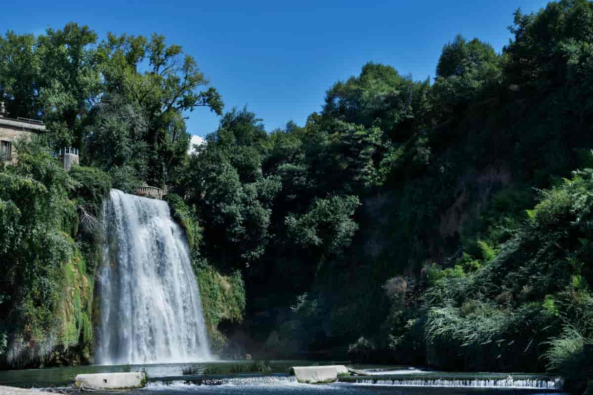 paese cascate