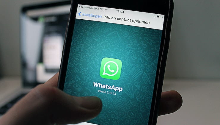 telefoni usare whatsapp