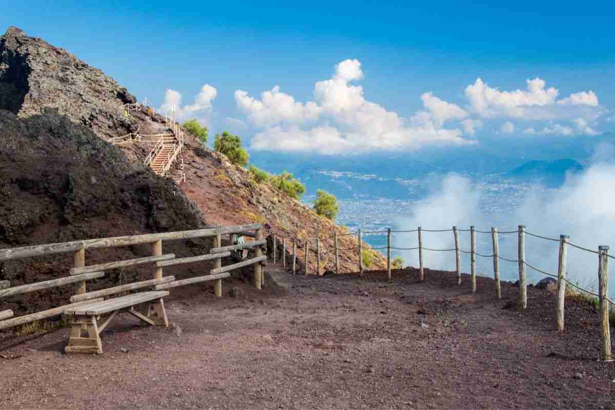 Visita intorno al Vesuvio: come si arriva al cratere?