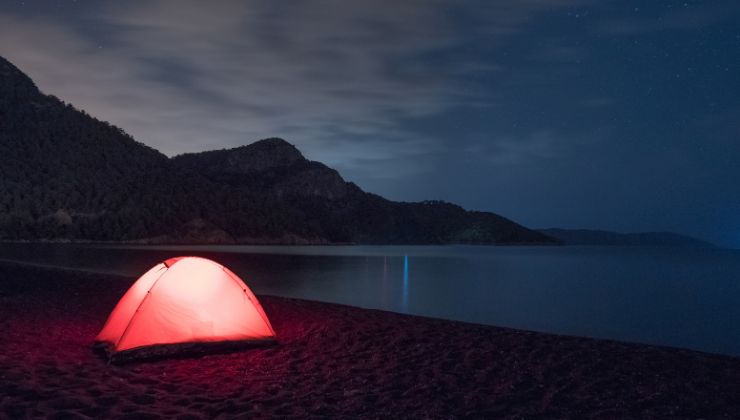 spiaggia notte attenzione