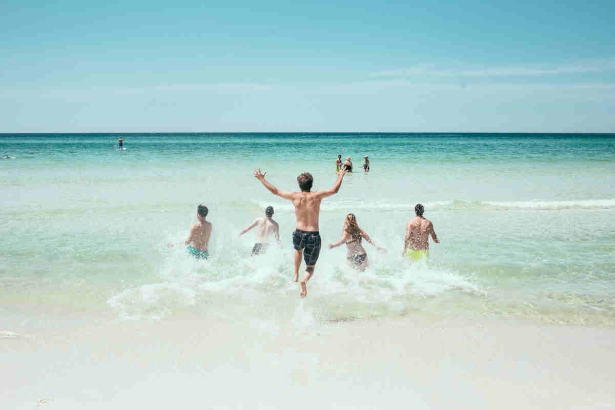 Ragazzi al mare